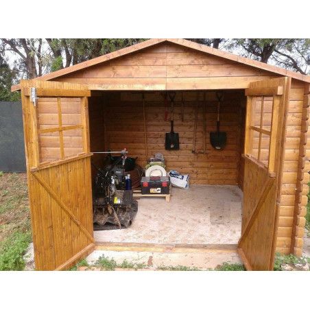 Abri de jardin en bois. photo intérieure 7,24m²