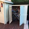 armoire en bois rangement vélos.