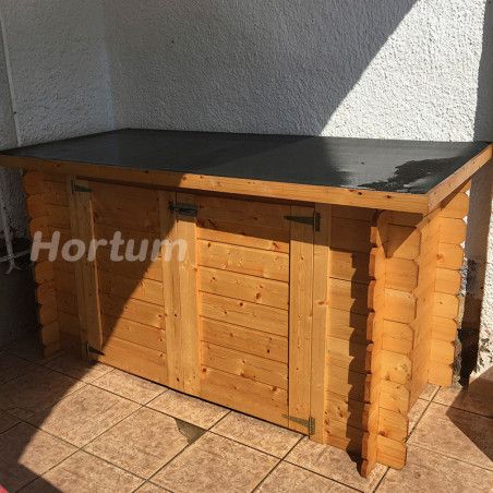 Coffre de rangement piscine, armoire en bois lasurer.