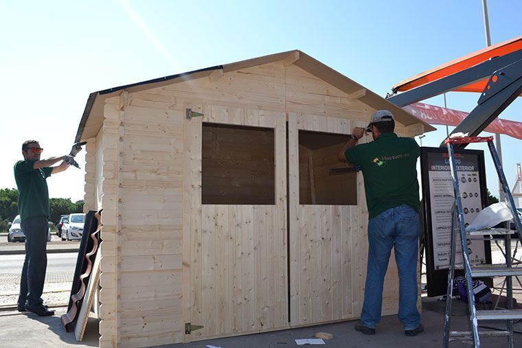 Installation sur le toit abri Flodova